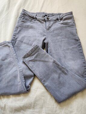 Nuon Grey Women's Jeans 5" Ankle Zipper - Size 30, L 33 - Trendy Comfy Very Good